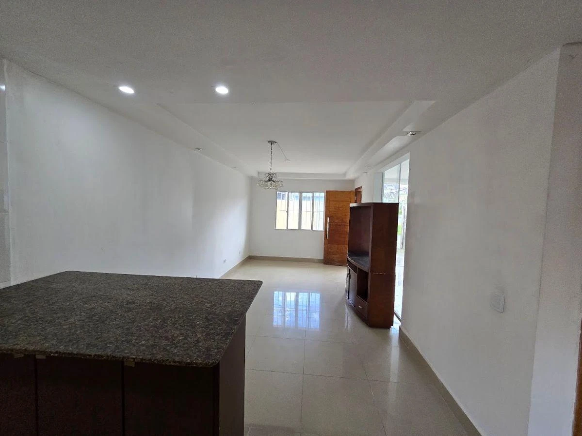 Triplex com 4 quartos e 2 suítes, 178 m² — photo 18