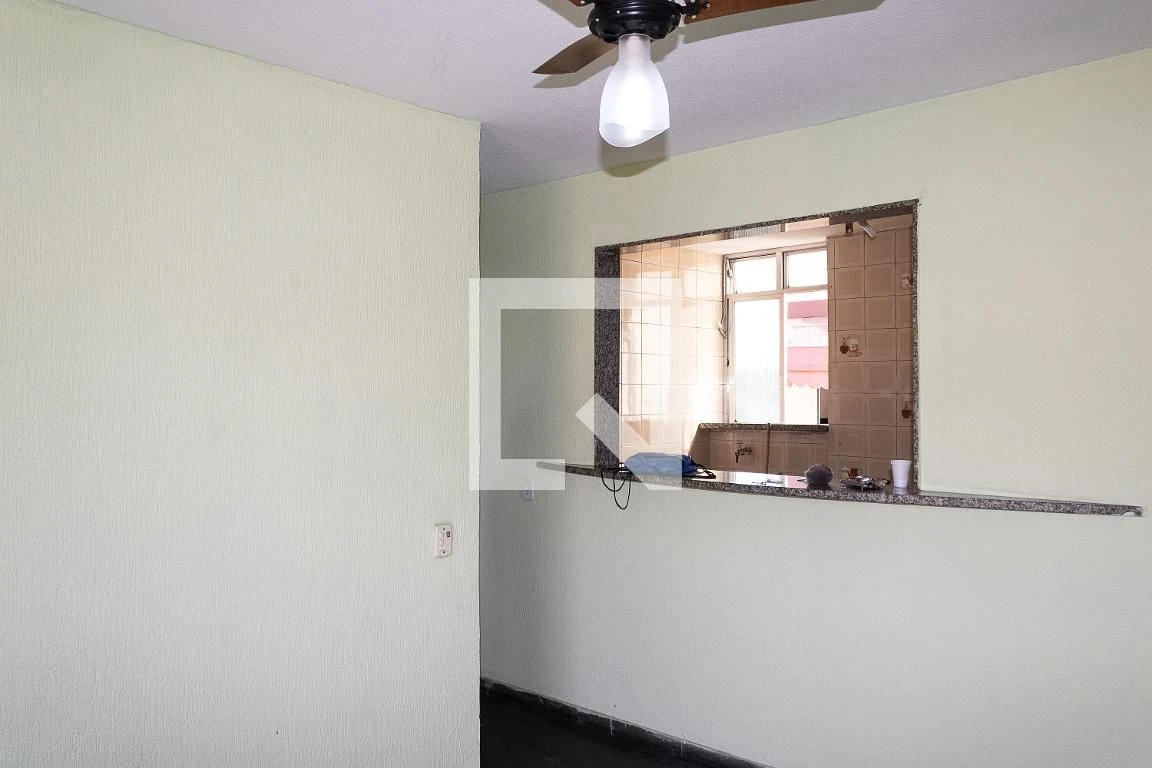 2-bedroom apartment in a building with a pool — photo 2