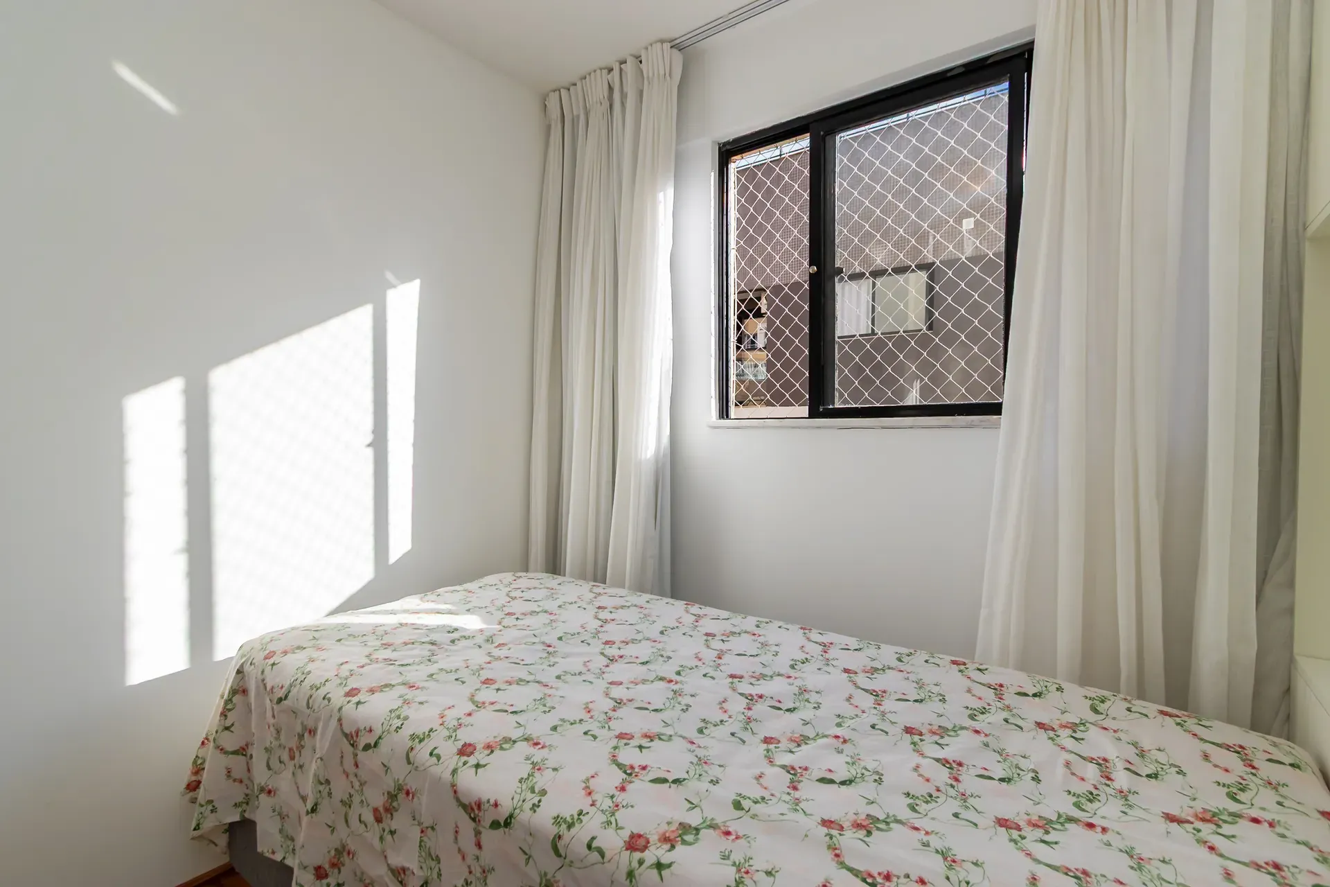 Furnished apartment, 32 m², with a dryer — photo 9