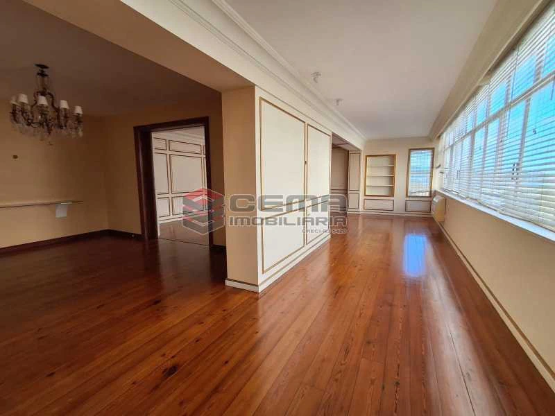 Apartamento de 4 quartos com 414 m² e varanda — photo 15