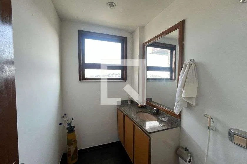 3-bedroom apartment with 2 parking spots and 184 m² — photo 23