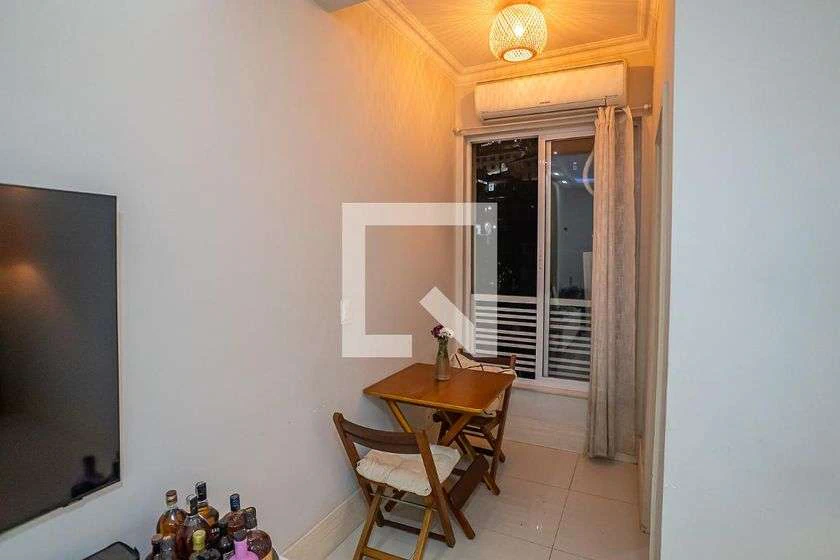 1-bedroom apartment with an open-plan gas kitchen — photo 9