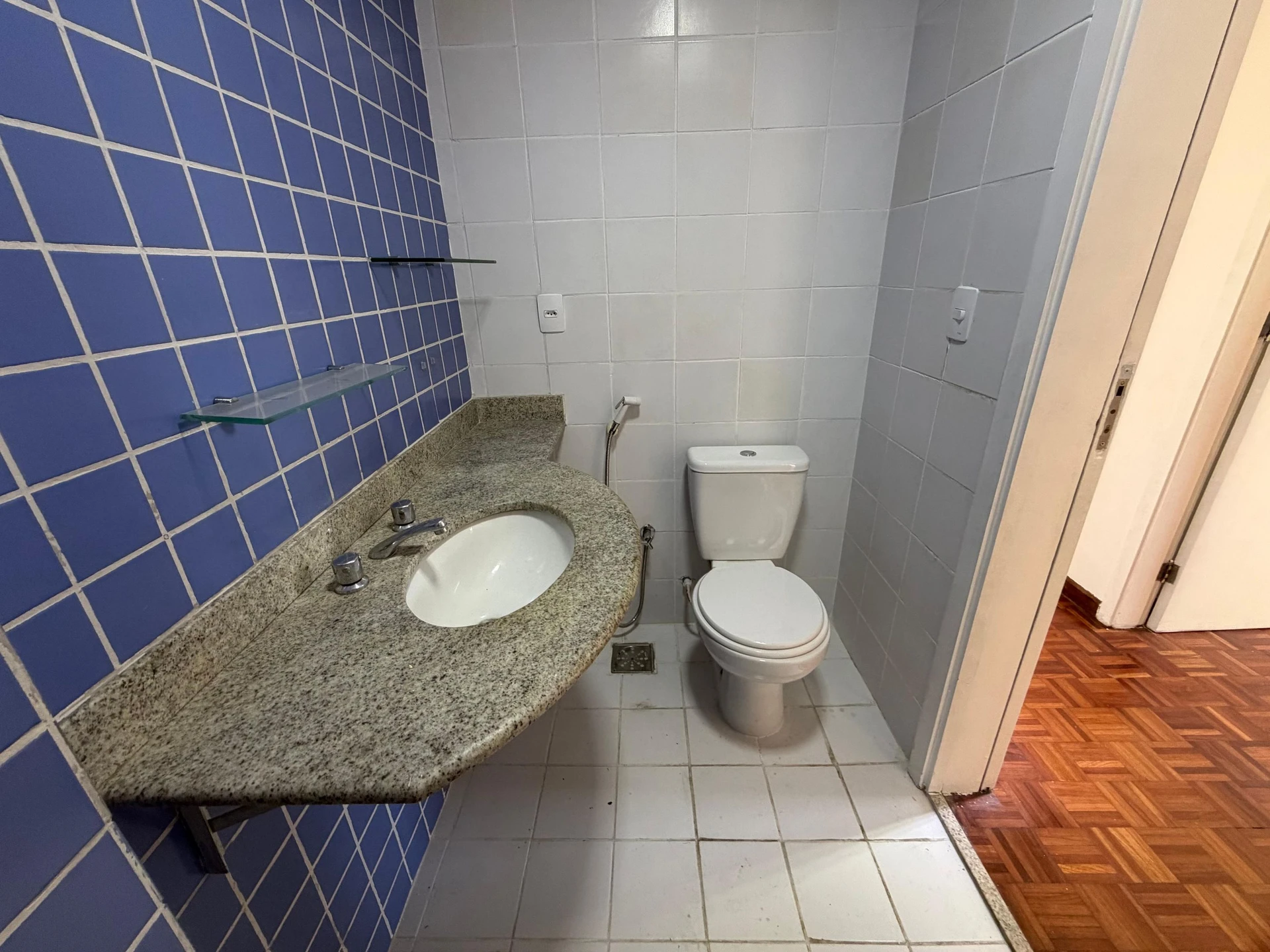 Apartamento de 3 dormitorios con 1 plaza, cocina cerrada — photo 44