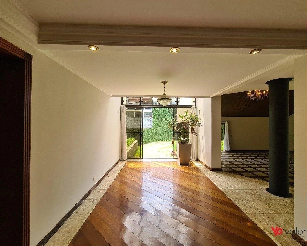 Condo house with 3 bedrooms and 5 bathrooms — photo 18
