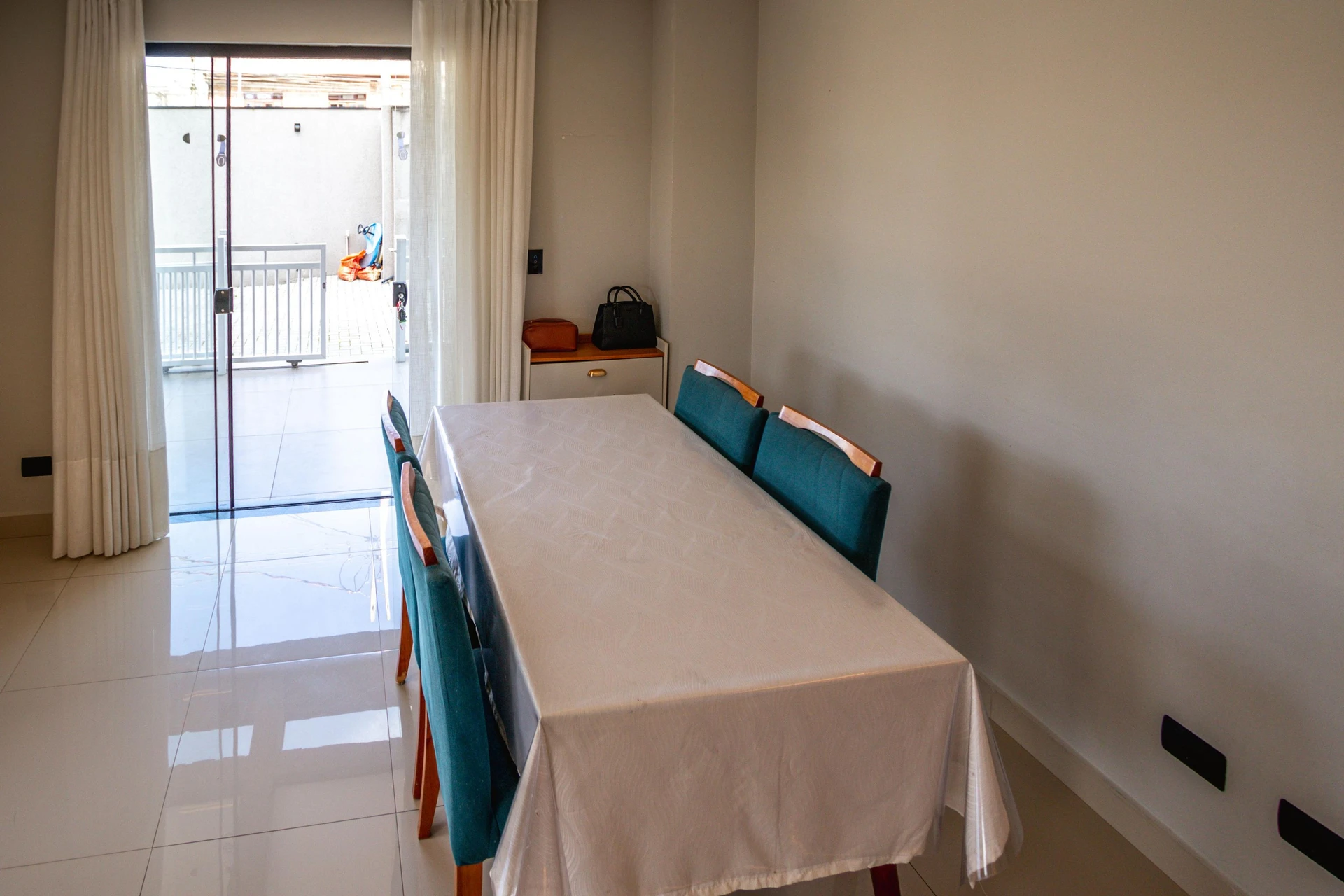 125 m² house with a dishwasher and a walk-in closet — photo 17