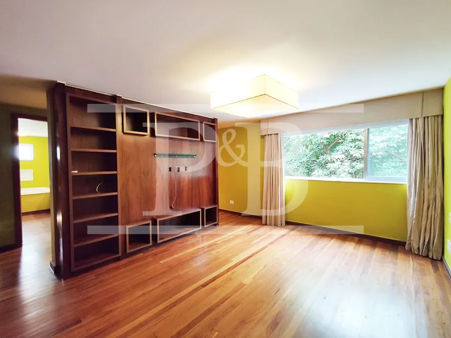 Penthouse with 4 bedrooms and 4 baths, 539 m² — photo 24