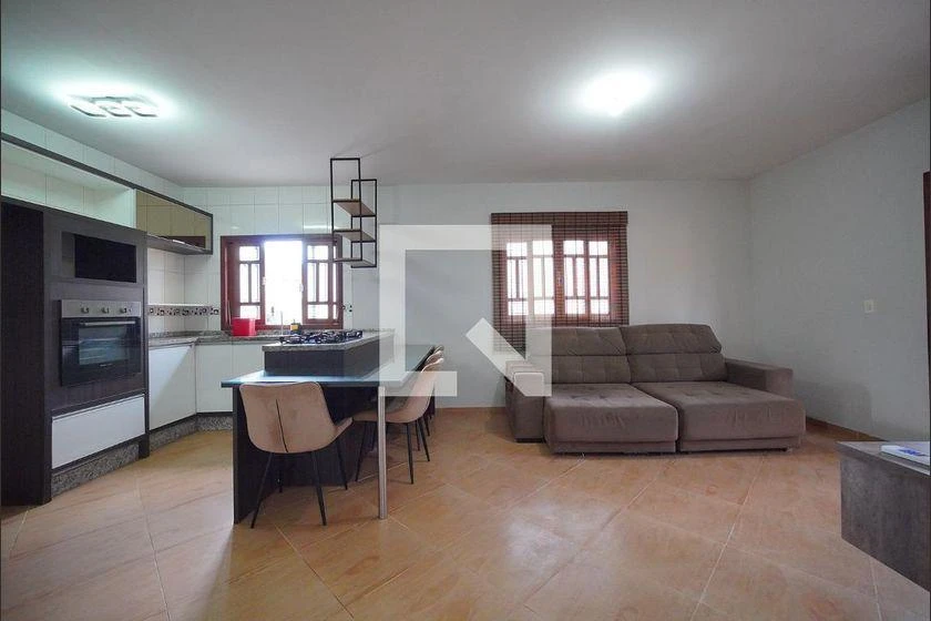 Furnished 2-bedroom, 78 m² house in Florianópolis — photo 2