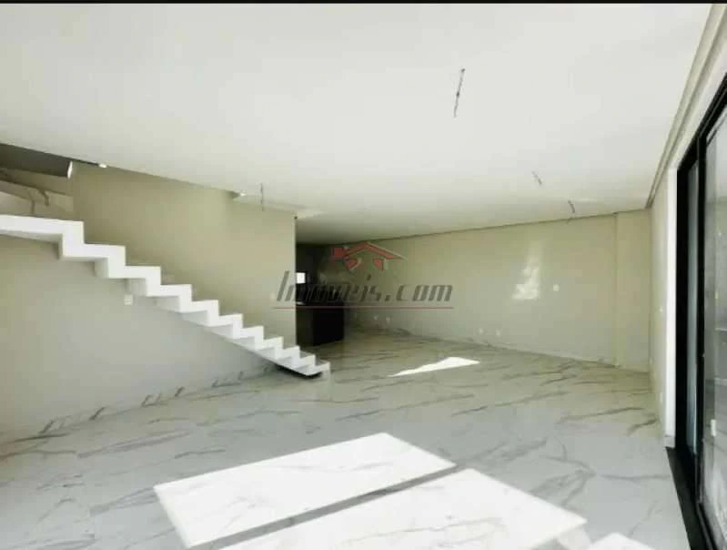 Casa de 214 m² com 4 suítes e 5 banheiros — photo 5