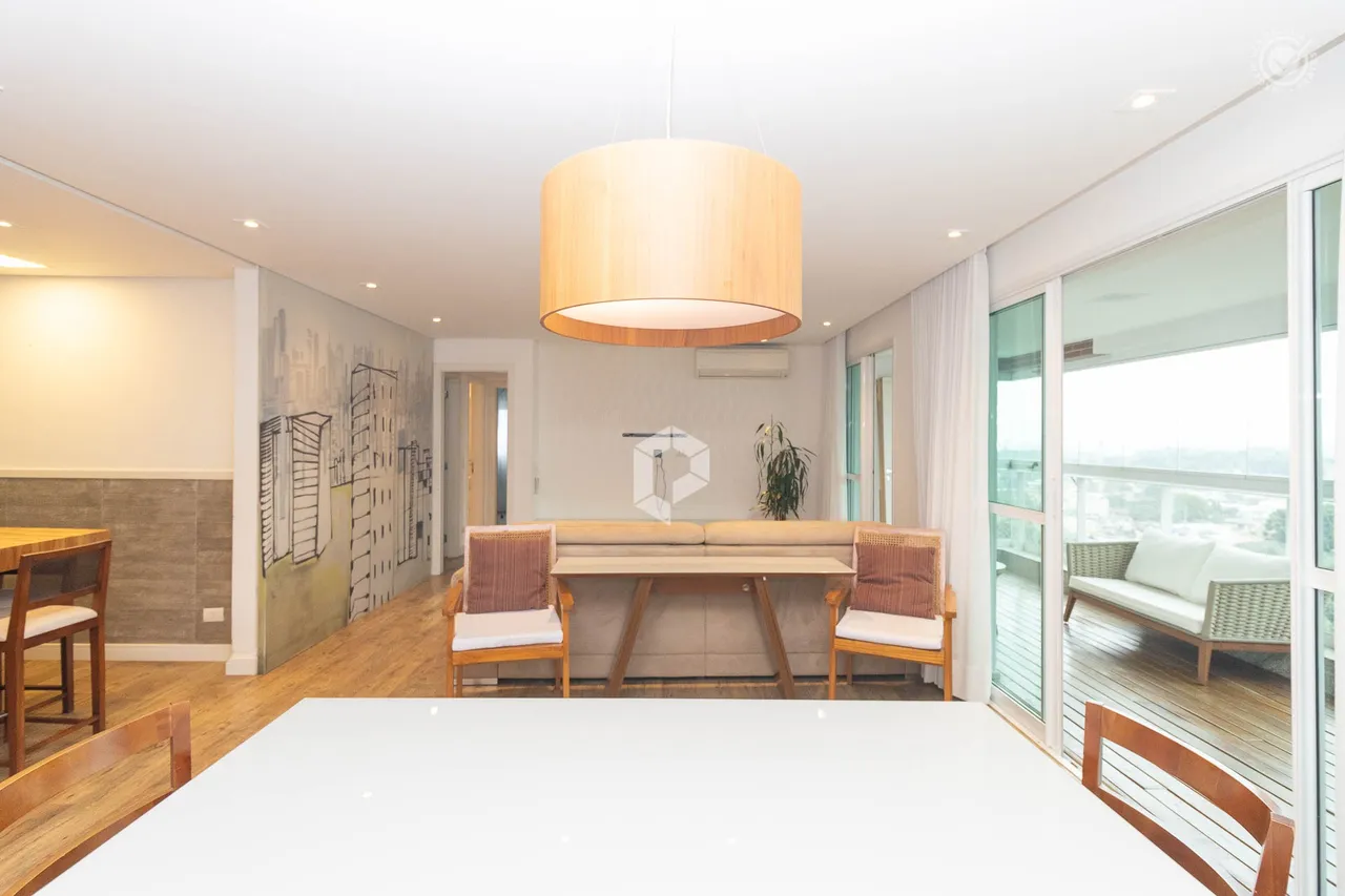Незамебльована квартира 180 м² з кухнею відкритого плану — photo 4