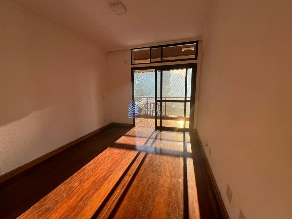 Washing machine in a 3-bedroom apartment, 130 m² — photo 8