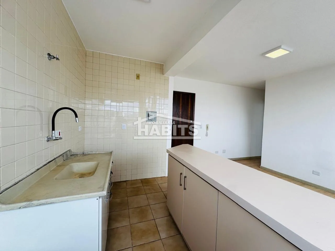 Wood or laminate floors in a one-bedroom apartment, 35 m² — photo 18