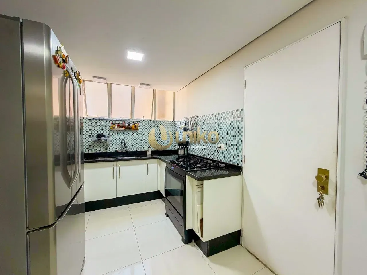 Apartamento de 4 dormitorios con 2 suites y 231 m² — photo 12