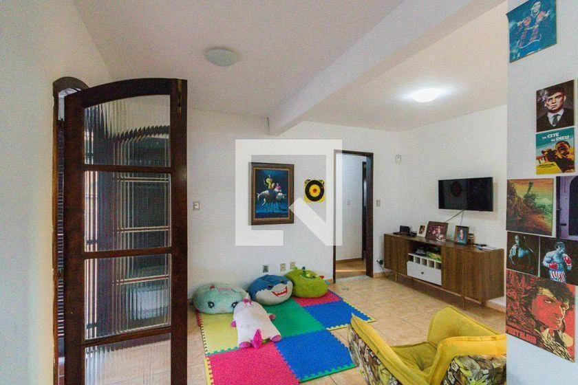 5-bedroom house with a mountain view in Rio de Janeiro — photo 24