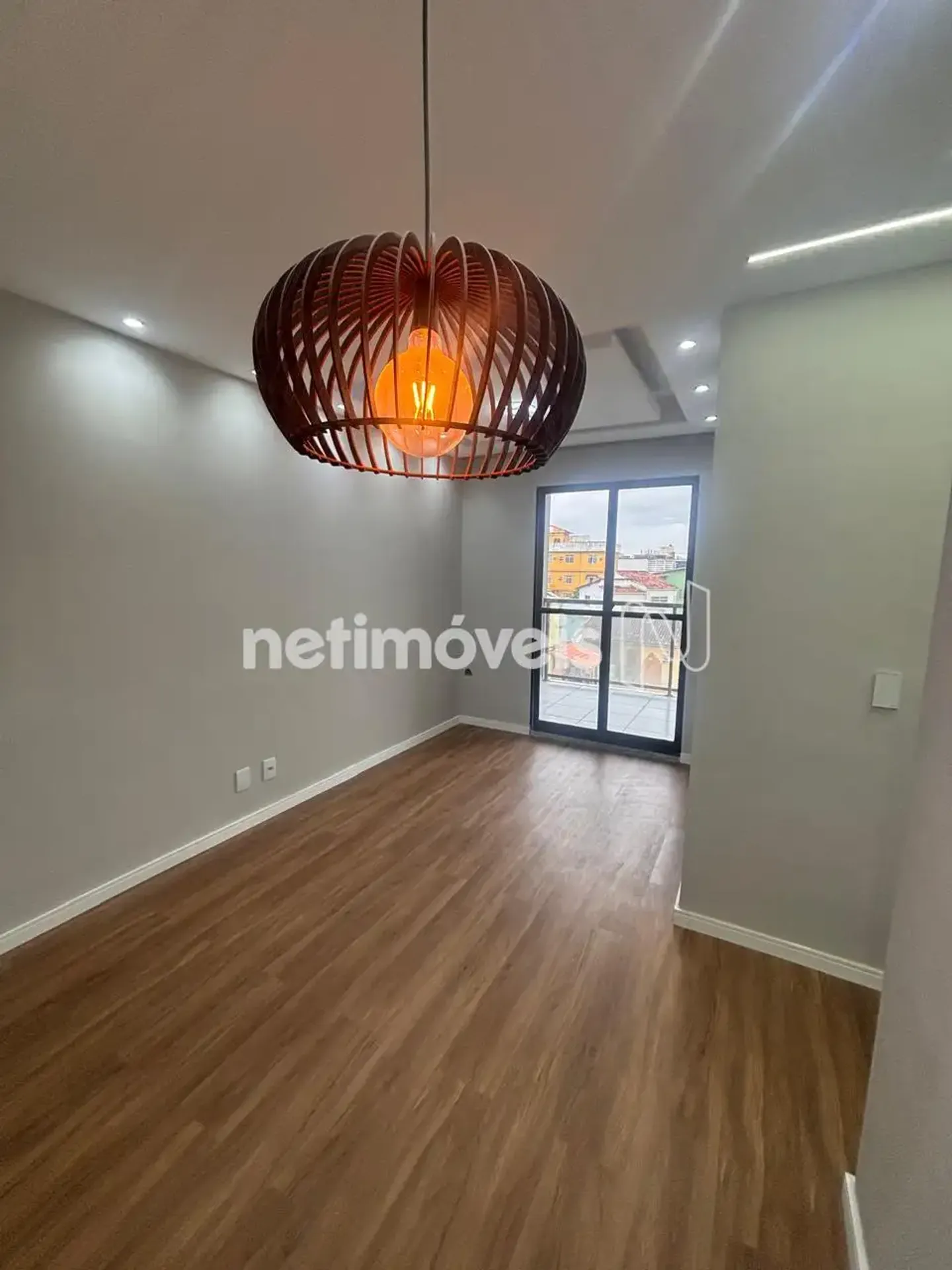Apartment, 50 m², with wood or laminate floors — photo 9