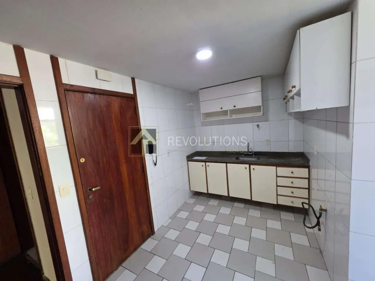 Apartamento mobiliado com 3 quartos e 3 banheiros — photo 6
