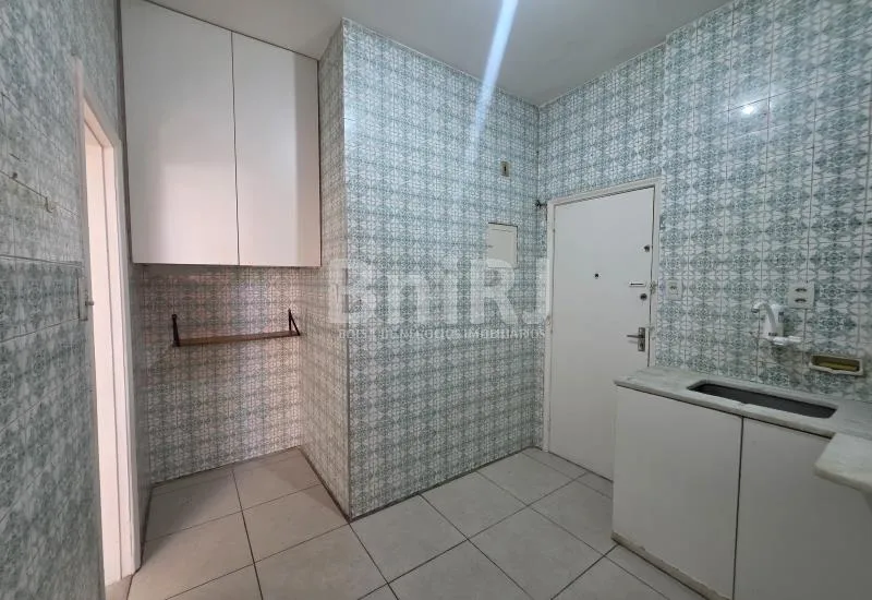 Apartamento com cozinha separada, 3 quartos e 1 banheiro — photo 3
