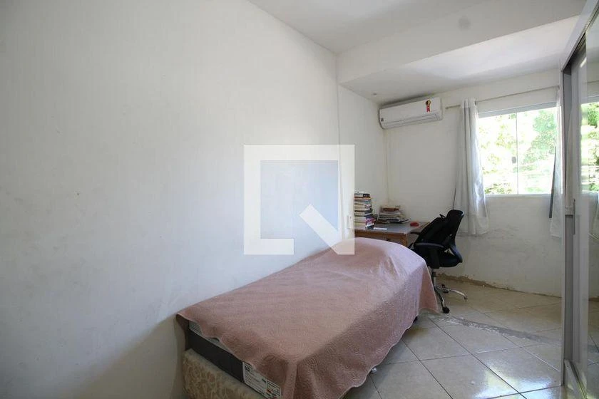Furnished 140 m² house with 3 bedrooms and 3 bathrooms — photo 29