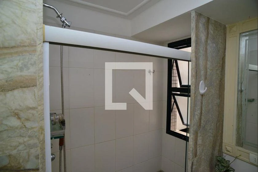 Apartamento de 4 quartos com 215 m² e varanda envidraçada — photo 15