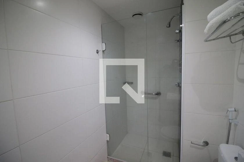 Furnished 2-bedroom apartment with 67 m² — photo 37