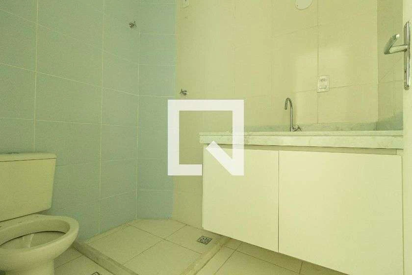 Condo townhouse with 2 bedrooms and an open-plan kitchen — photo 21