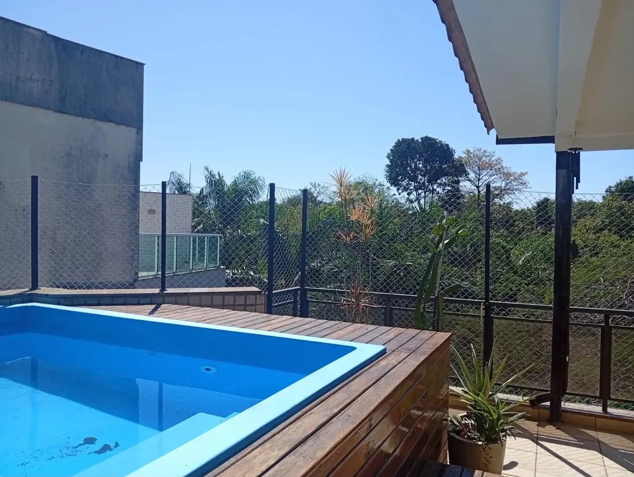 Furnished apartment, 240 m², with a glass-enclosed balcony — photo 16