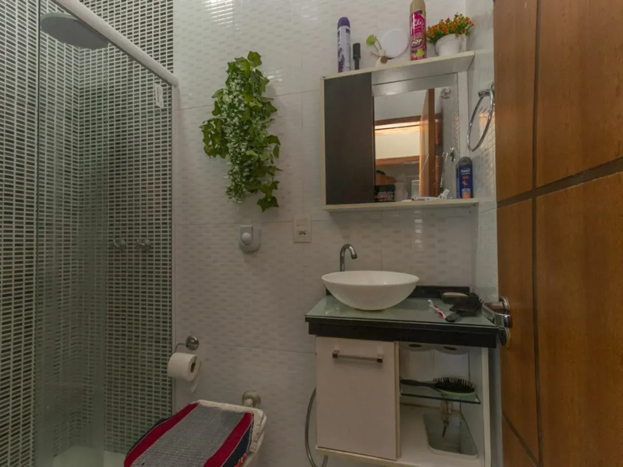Apartamento amueblado de 2 dormitorios y cocina compacta — photo 2