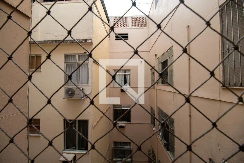 Засклений балкон та 3 спальні: квартира 92 м² — photo 26