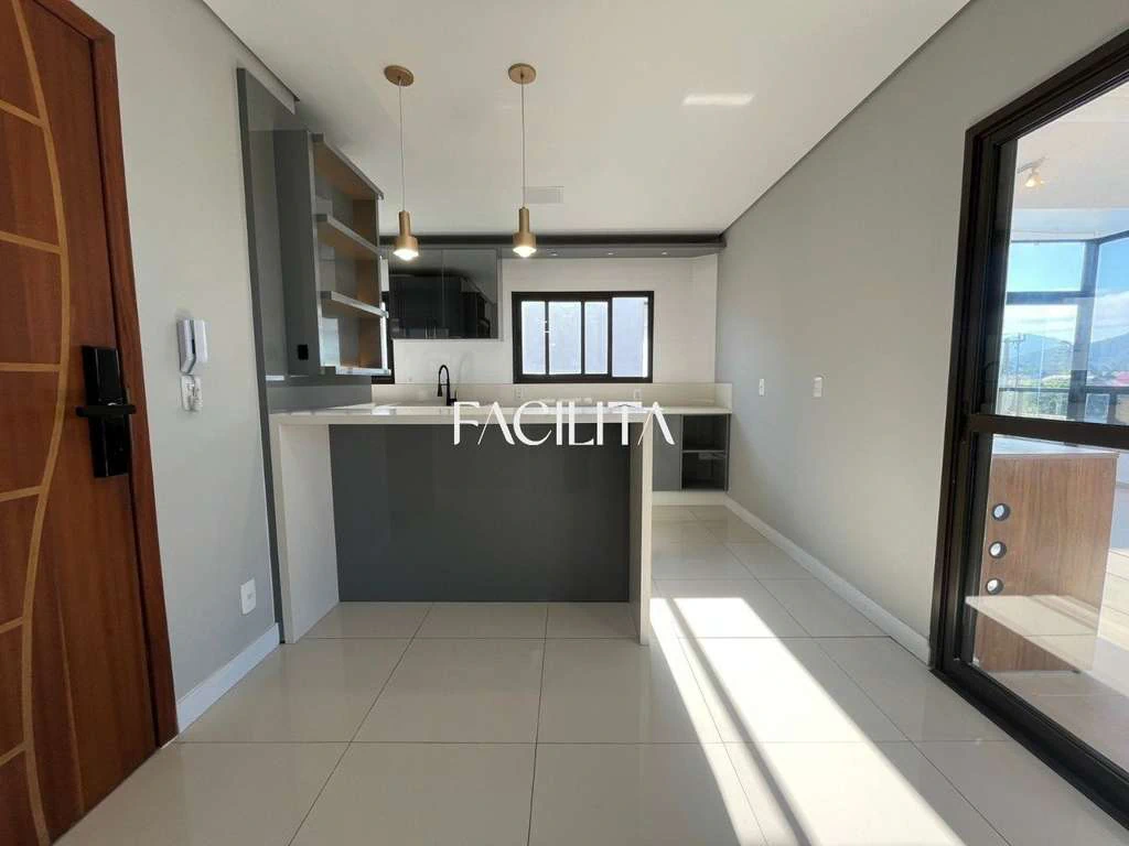 Dúplex de 3 dormitorios con cocina abierta y 200 m² — photo 3