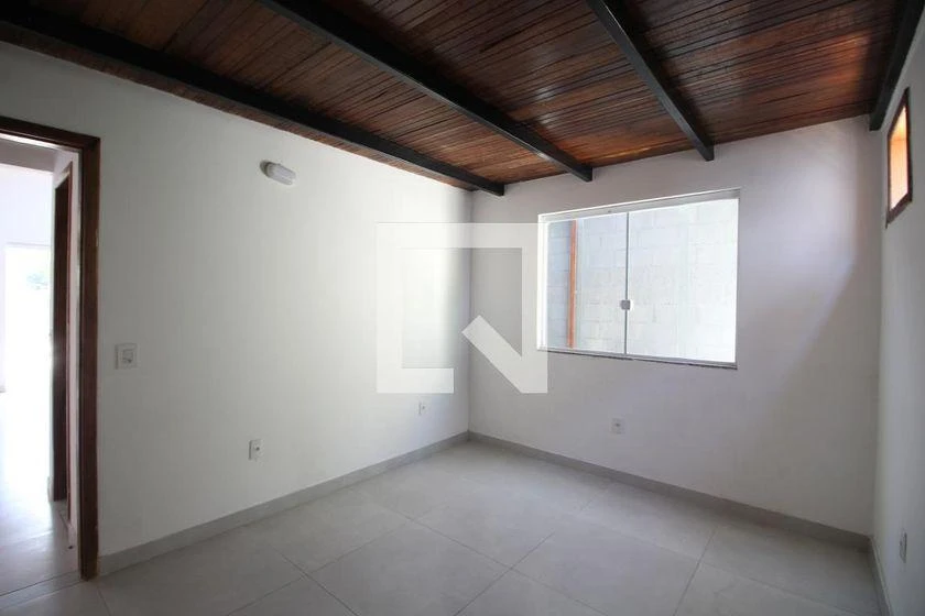 Rental house with 4 bedrooms and 340 m² — photo 18