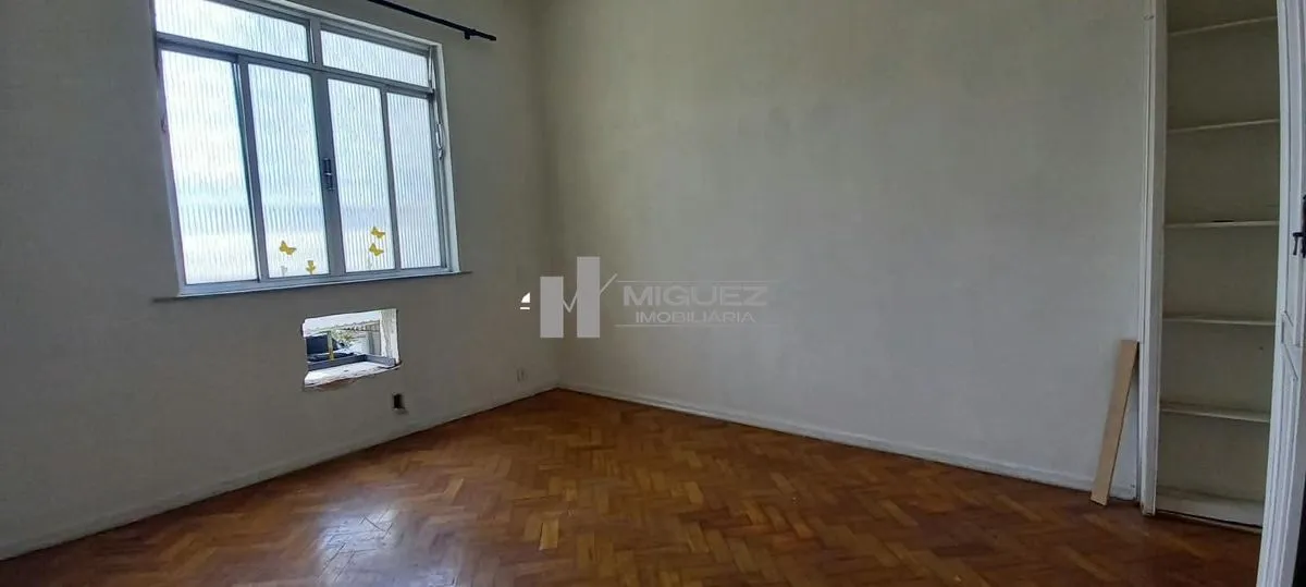 Apartamento no 1º andar com piso de madeira ou laminado — photo 16