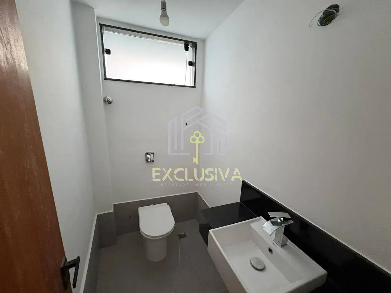 Triplex house with 5 bedrooms and 5 bathrooms — photo 8