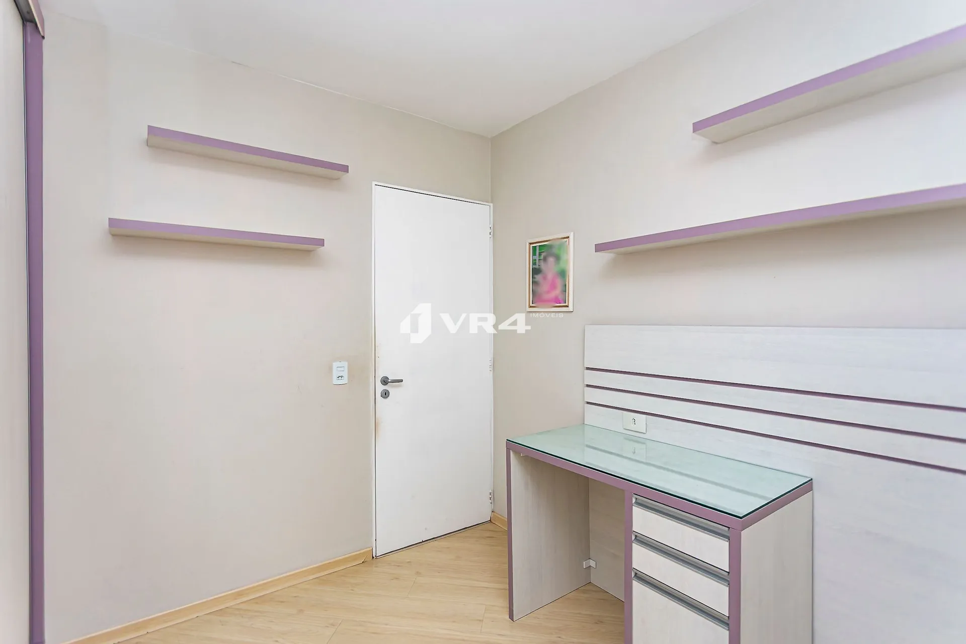 2-bedroom apartment with a washing machine — photo 24