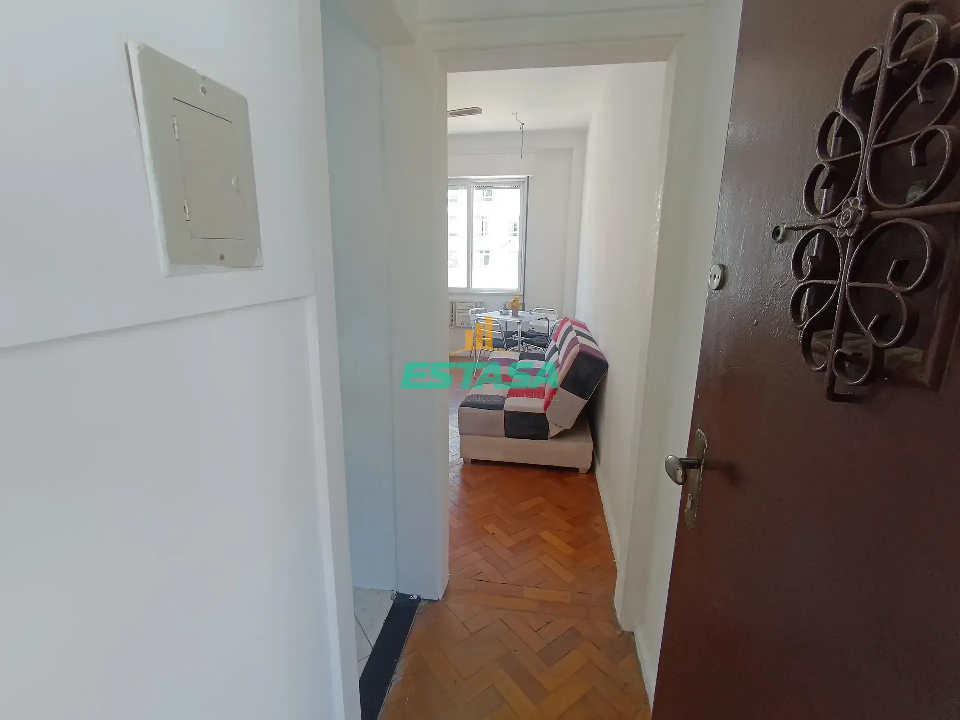 1 quarto e piso de madeira ou laminado: apartamento de 37 m² — photo 17