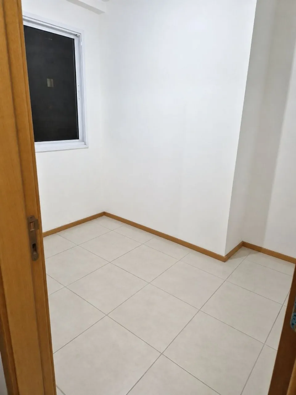 3-bedroom apartment in a building with a gym — photo 4