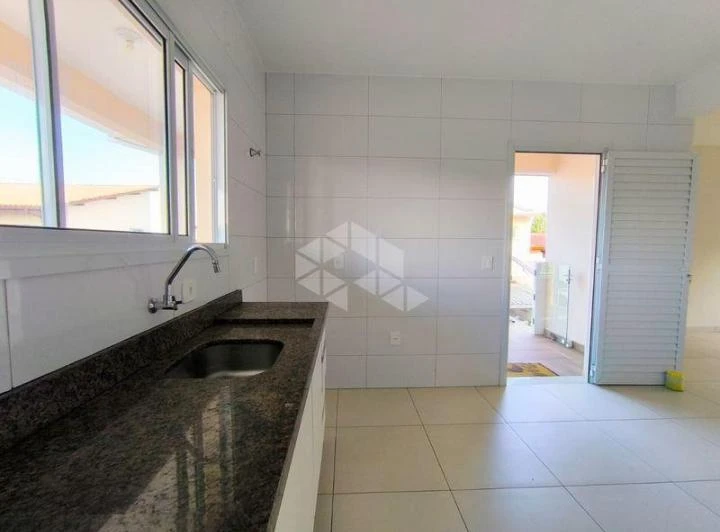 80 m² house with 3 bedrooms and 1 parking space — photo 2