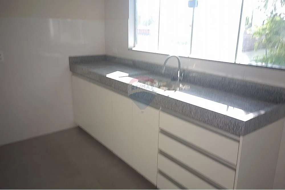 Casa com 3 quartos e cozinha americana — photo 6