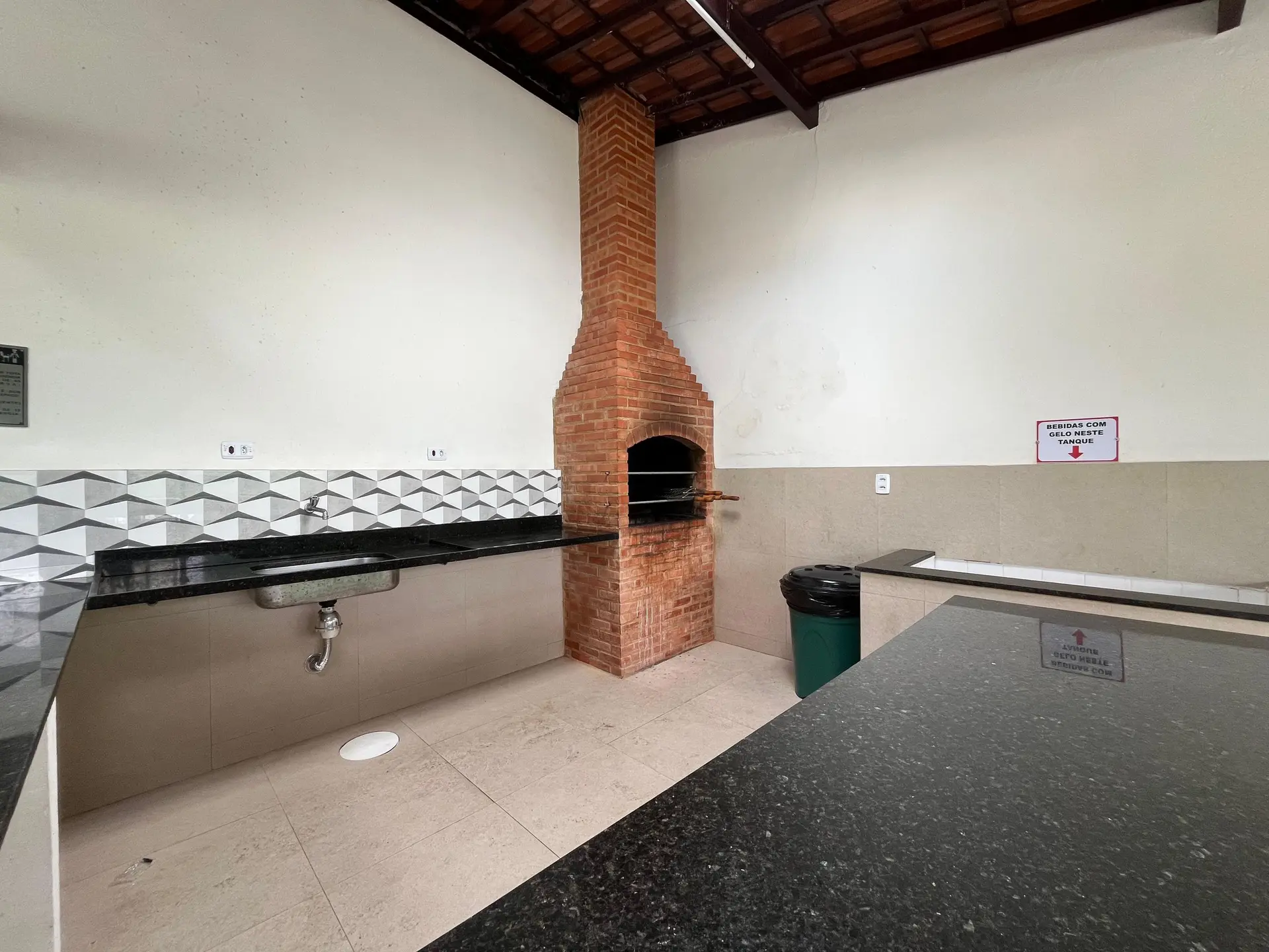 Furnished apartment, 86 m², with a washing machine — photo 20