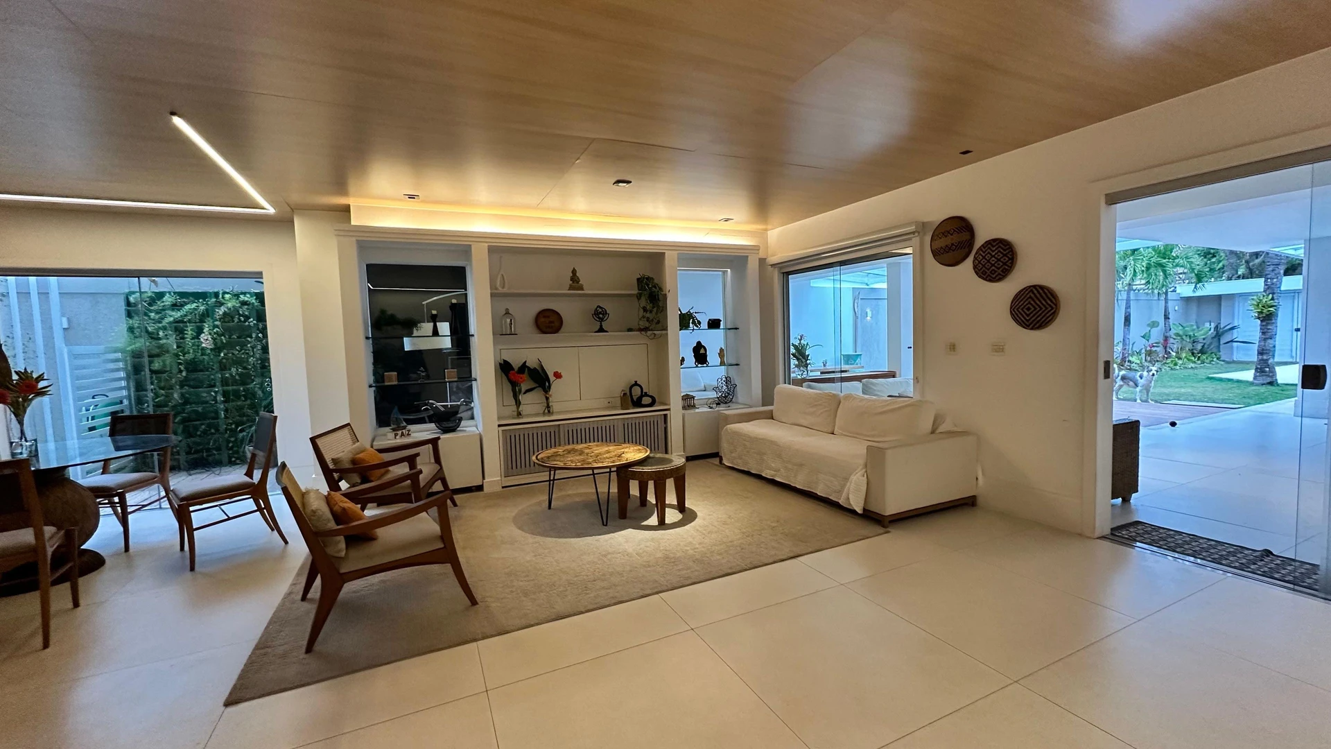 Furnished house, 360 m², with a walk-in closet — photo 35
