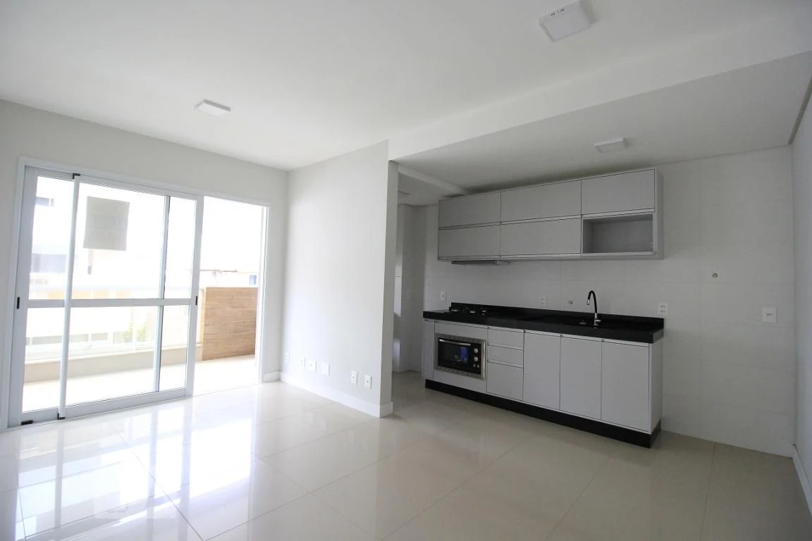 Furnished apartment, 76 m², with a grill on the balcony