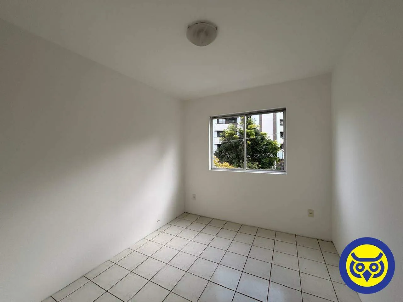 Rental apartment with 2 bedrooms and a private garden — photo 13