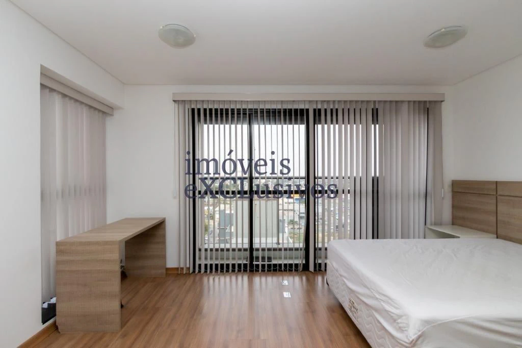 One-bedroom apartment with a private pool in Curitiba — photo 10