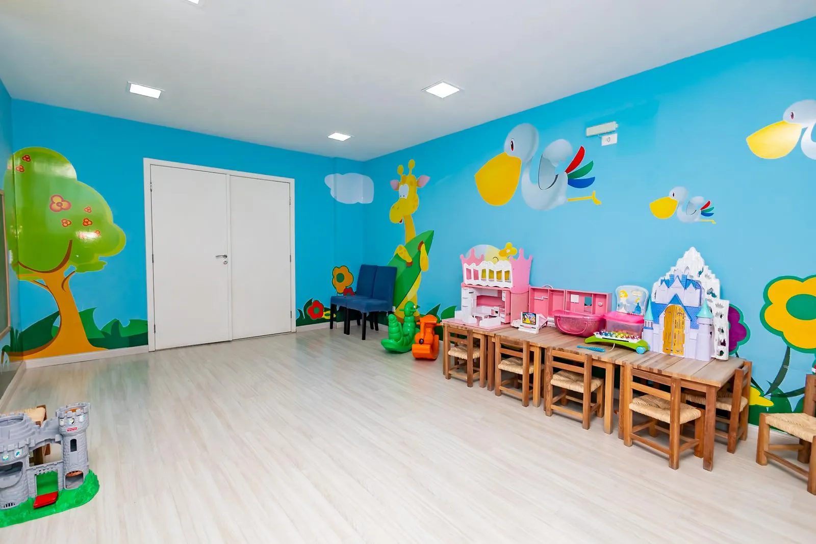 Home office in a 2-bedroom apartment, 95 m² — photo 83
