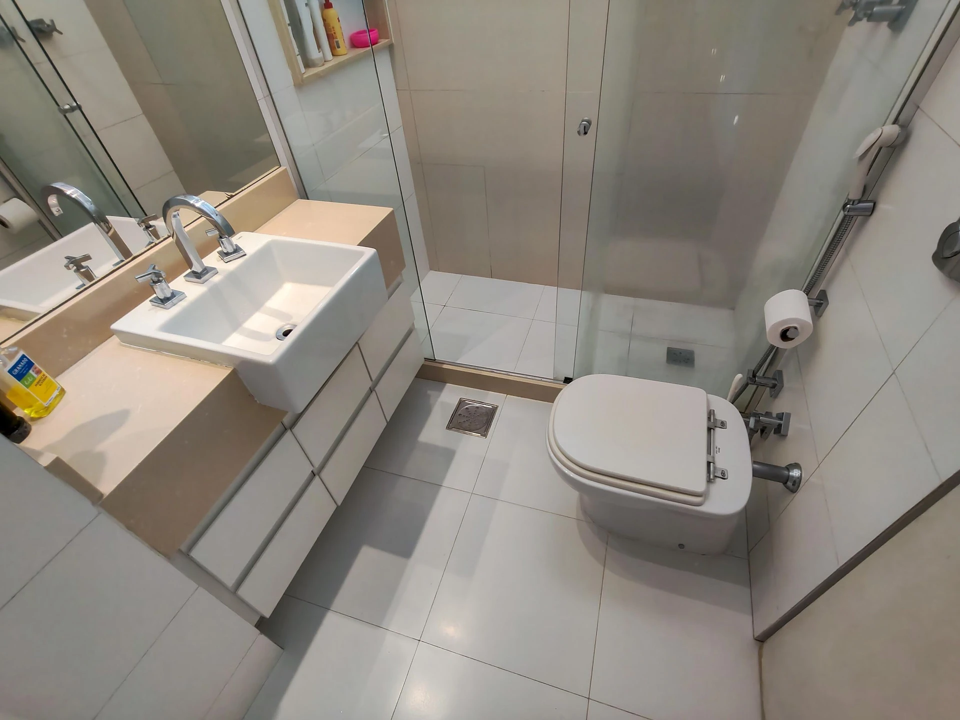 2-bedroom apartment with a mountain view in Rio de Janeiro — photo 14