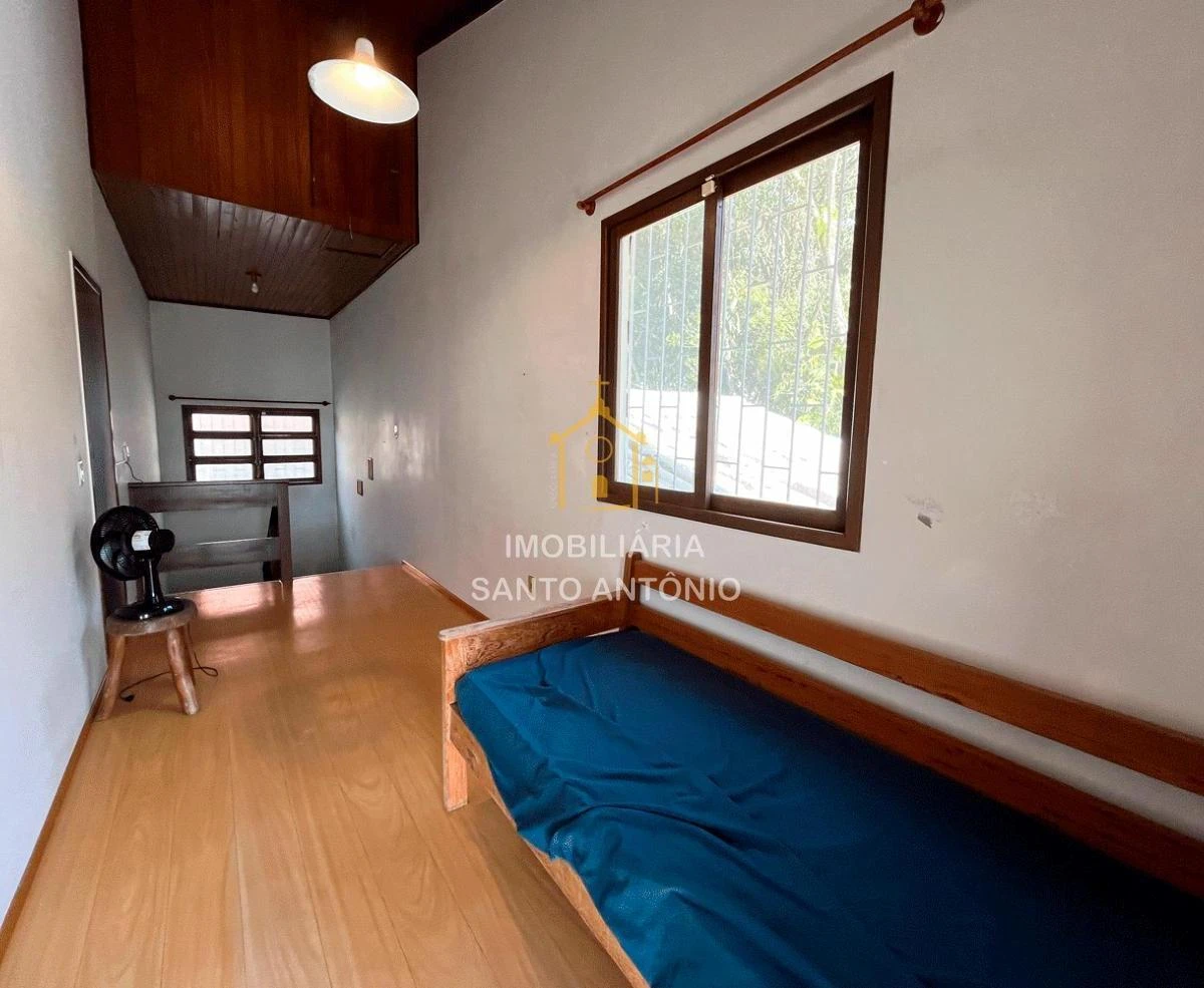 3-bedroom house with a water view in Florianópolis — photo 31