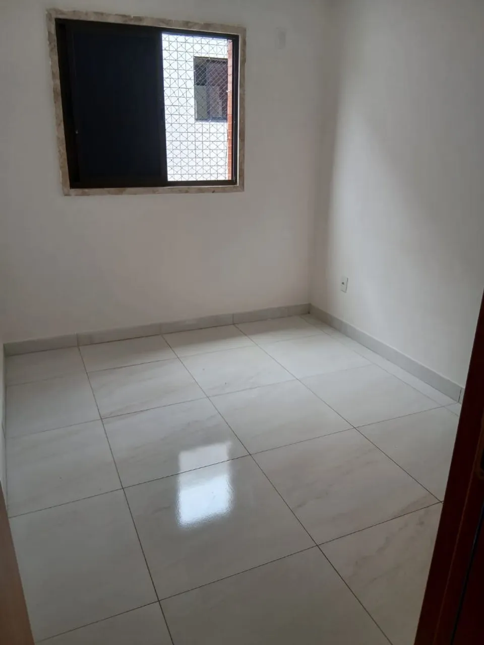 3-bedroom apartment with a private solarium