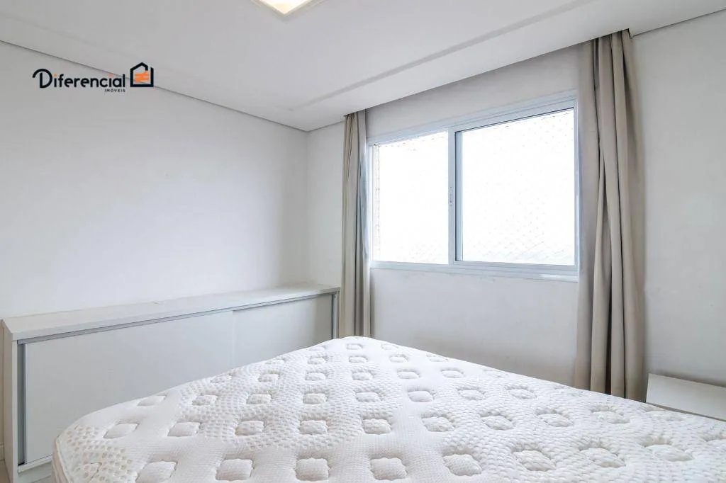 Furnished 2-bedroom apartment with open-plan kitchen — photo 21