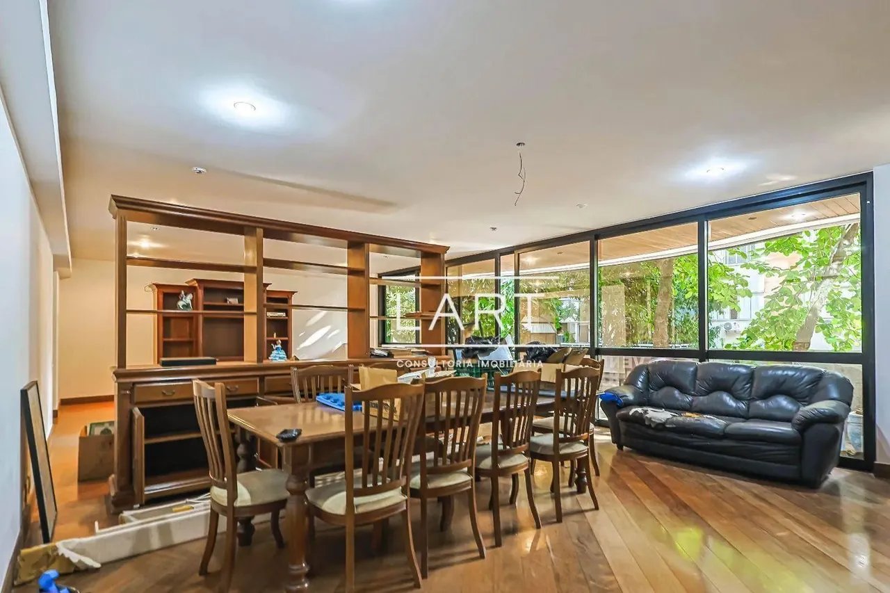 Apartamento com 4 dormitórios e 3 banheiros, 262 m² — photo 3