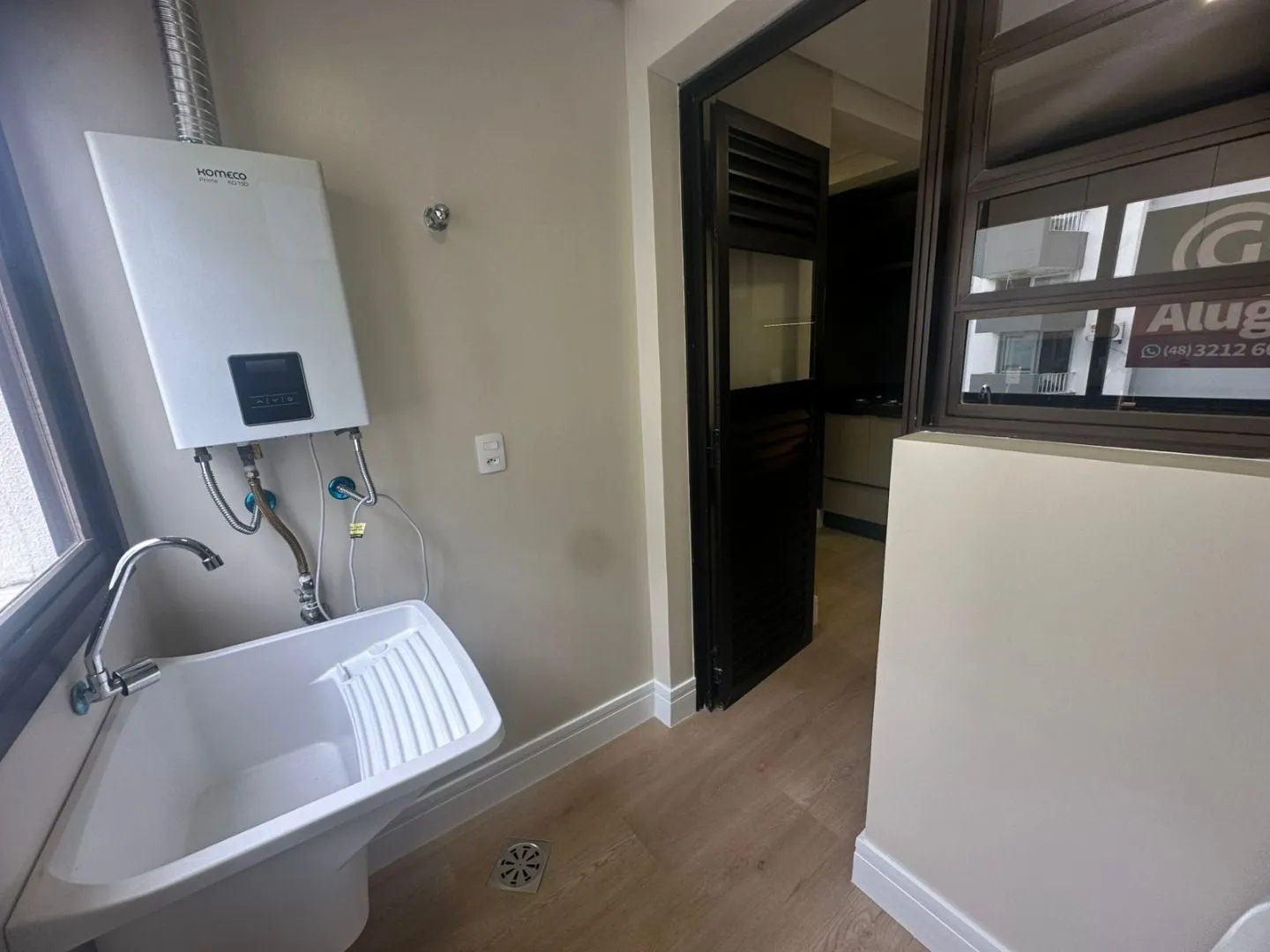 2-bedroom apartment with a water view in Florianópolis — photo 14