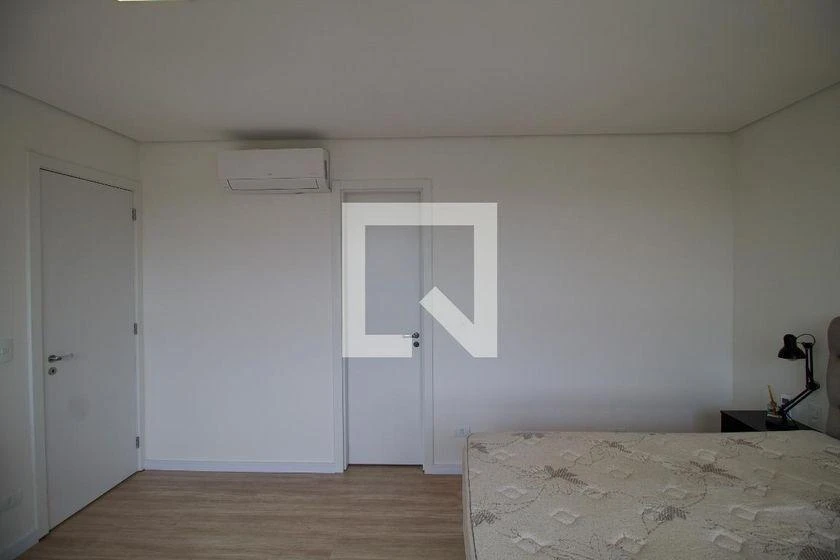 Furnished apartment, 150 m², with floor-to-ceiling windows — photo 39