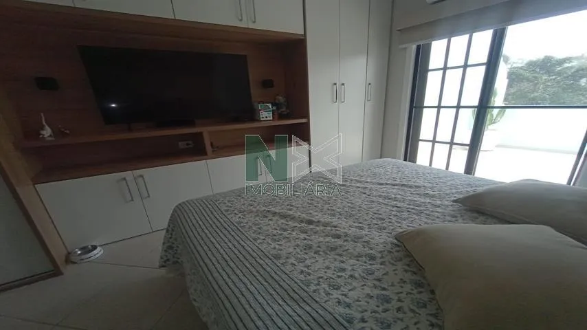200 m² house with a grill on the balcony and a garden — photo 12